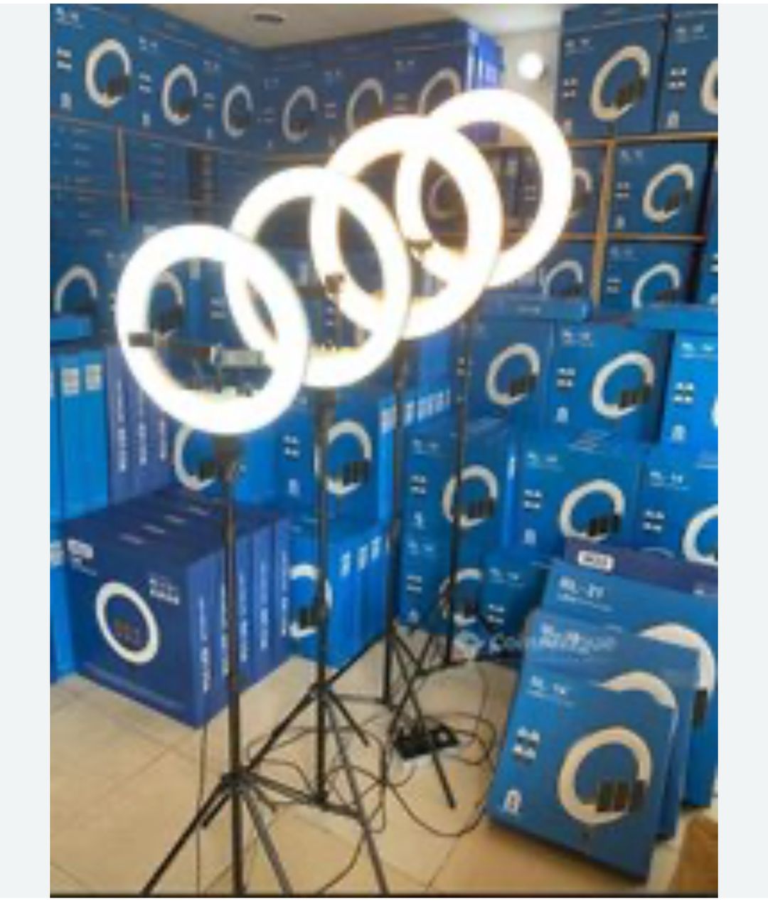 Anneau Lumineux avec Support de Téléphone